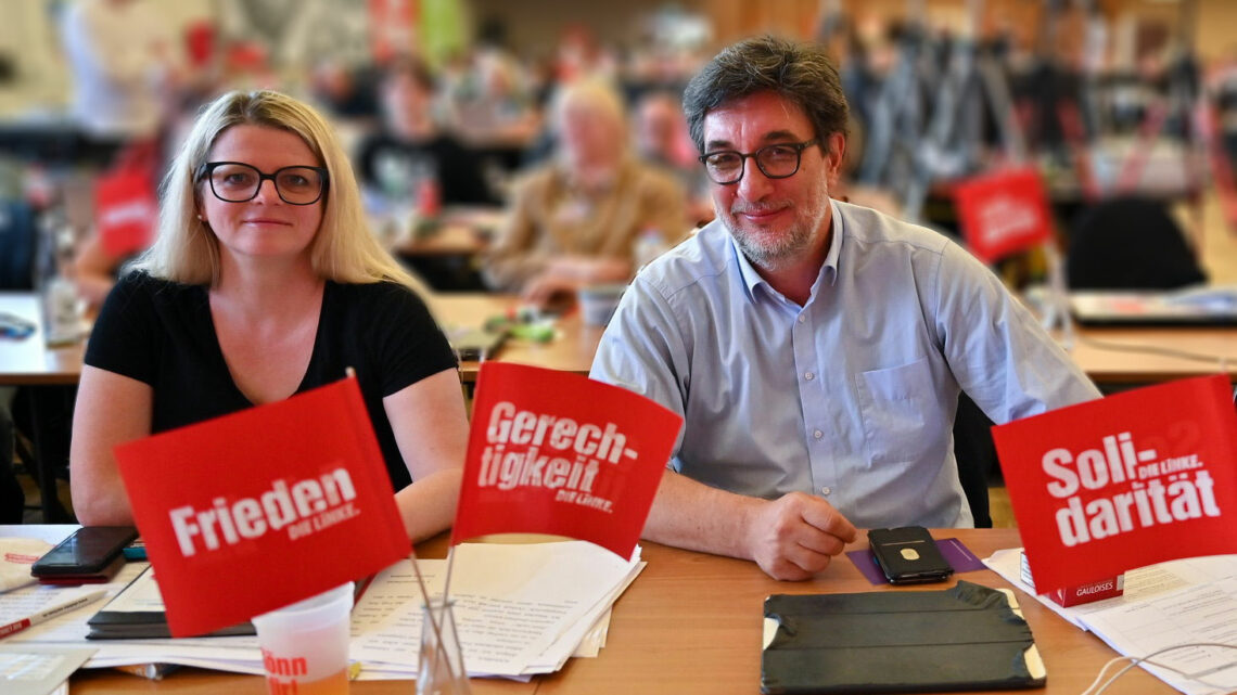 Susanne Schaper und Stefan Hartmann auf einem Landesparteitag